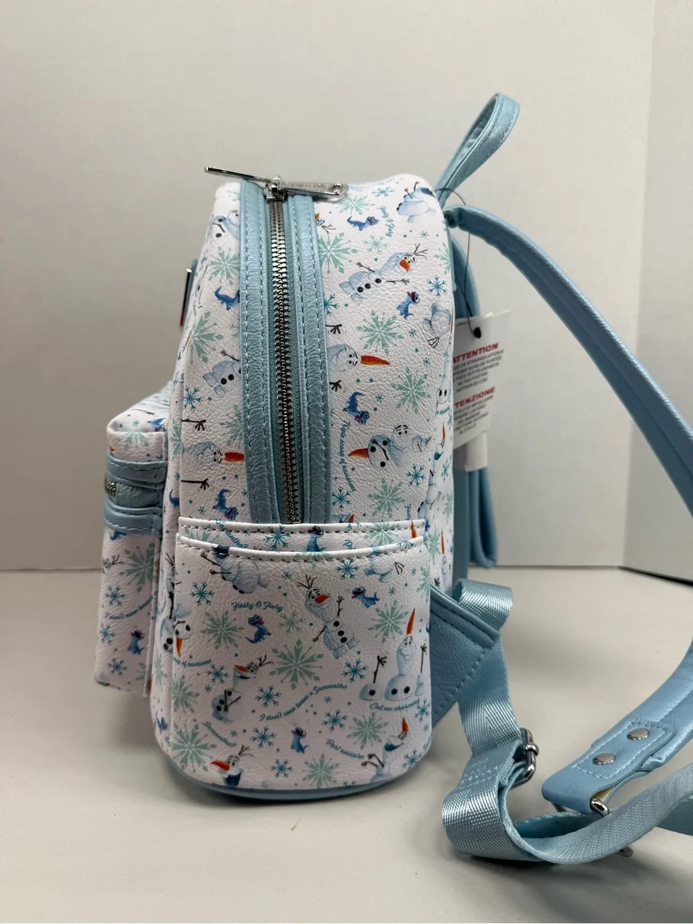 Loungefly Disney Frozen Olaf AOP complete set